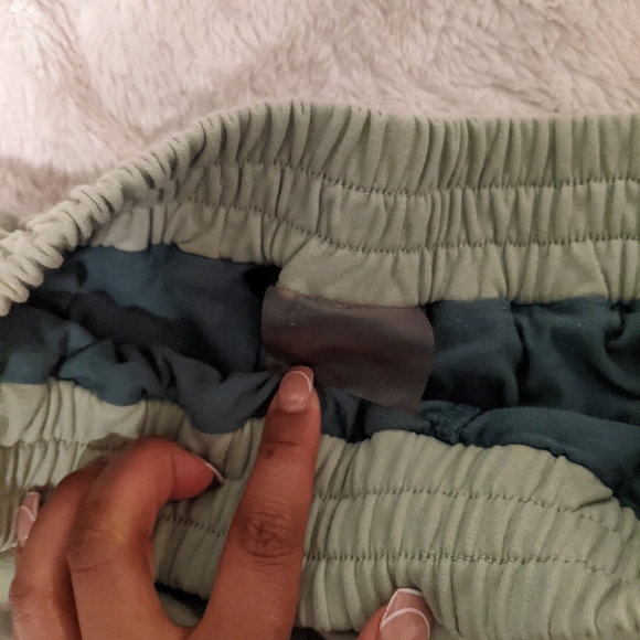 Bo + Tee Workout Layered Shorts - Picture 5 of 6